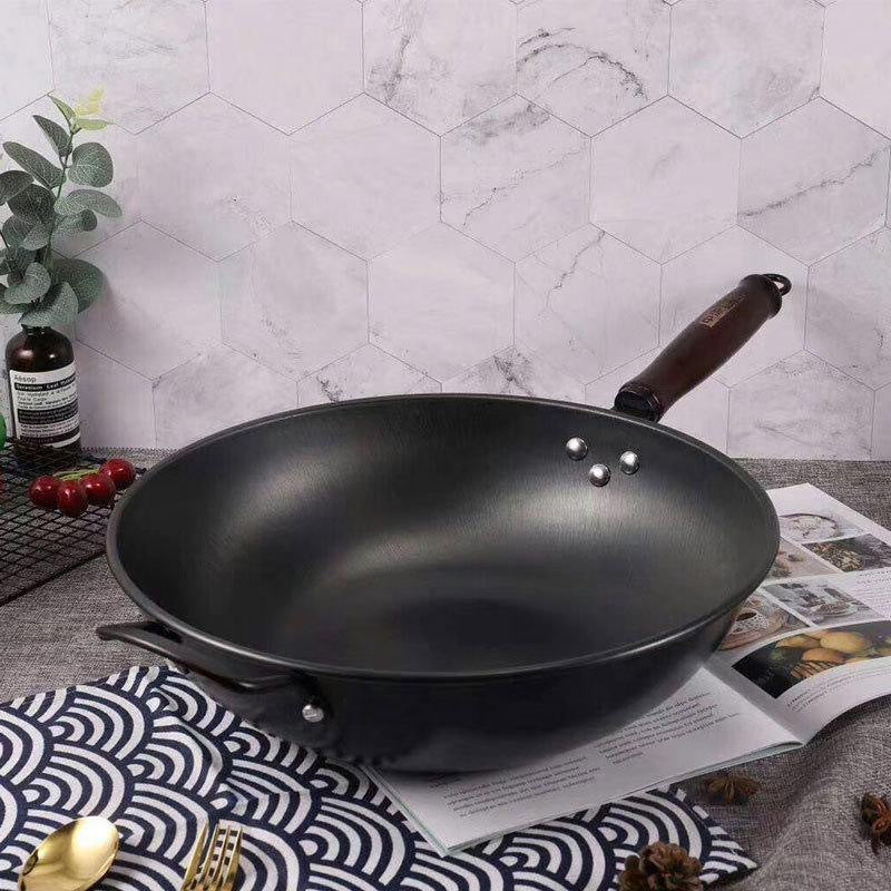 12.6-inch Cast Iron Wok with Stainless Steel Handle - Rust-Free Seasoning, Heat-Resistant & Anti-Slip Design for Gas Stoves, Outdoor Cooking & Kitchen Use